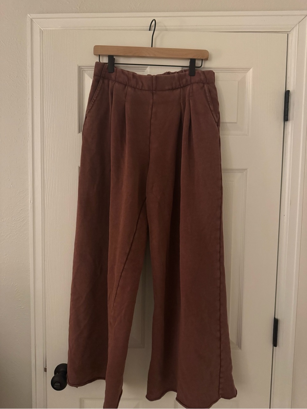 aerie Wide-Leg Street Trouser Pants in Rust Brown